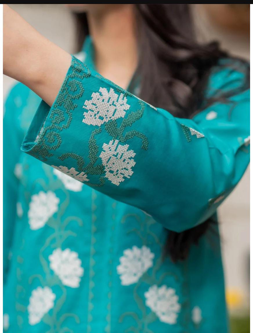 Embroidered Cotton lawn 3Pcs Suit